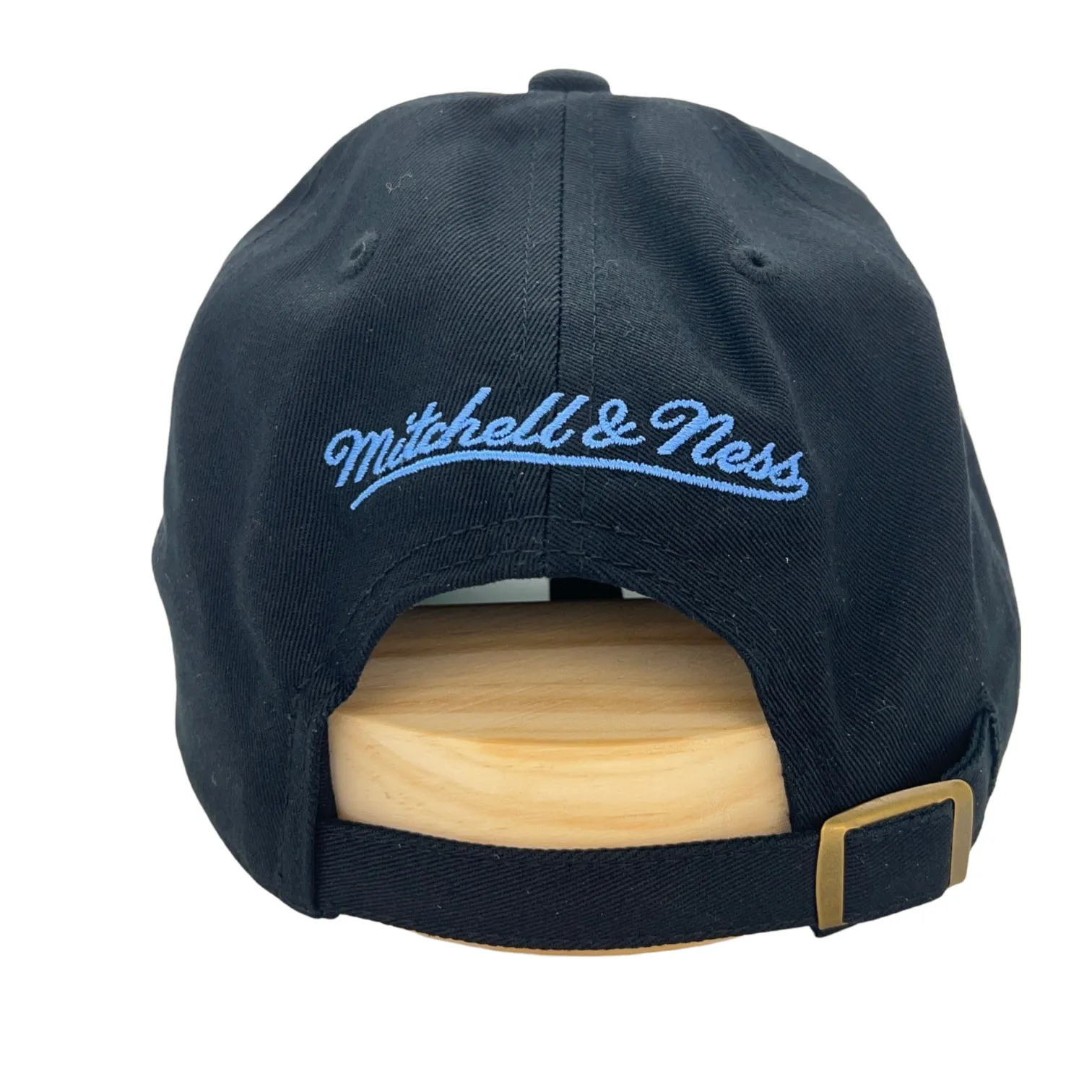 Cleveland Cavaliers NBA Mitchell & Ness Team Script 2.0 Dad Strapback HWC Los Angeles Lakers NBA Mitchell & Ness Team Script 2.0 Dad Strapback HWC