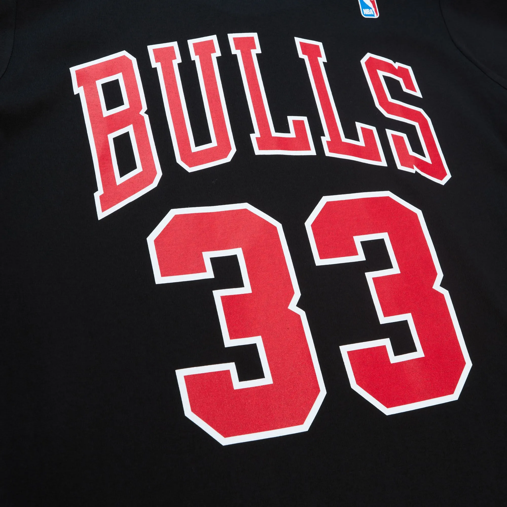 Scottie Pippen #33 Chicago Bulls NBA Mitchell & Ness Player T-Shirt Schwarz Scottie Pippen #33 Chicago Bulls NBA Mitchell & Ness Player T-Shirt Schwarz