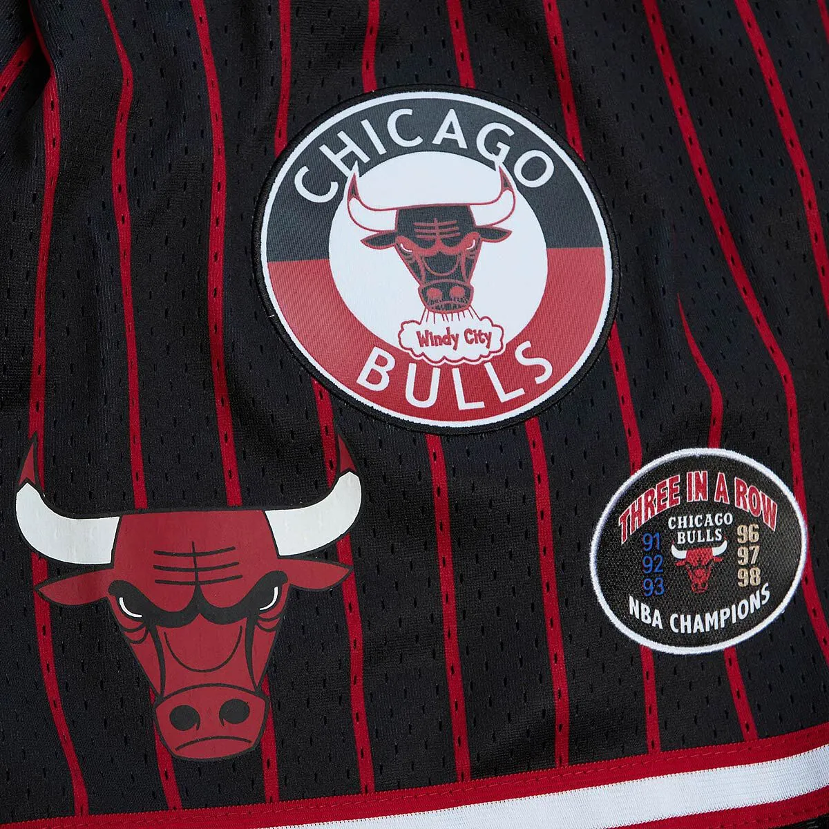 Chicago Bulls NBA Mitchell & Ness Hometown Mesh Shorts Chicago Bulls NBA Mitchell & Ness Hometown Mesh Shorts