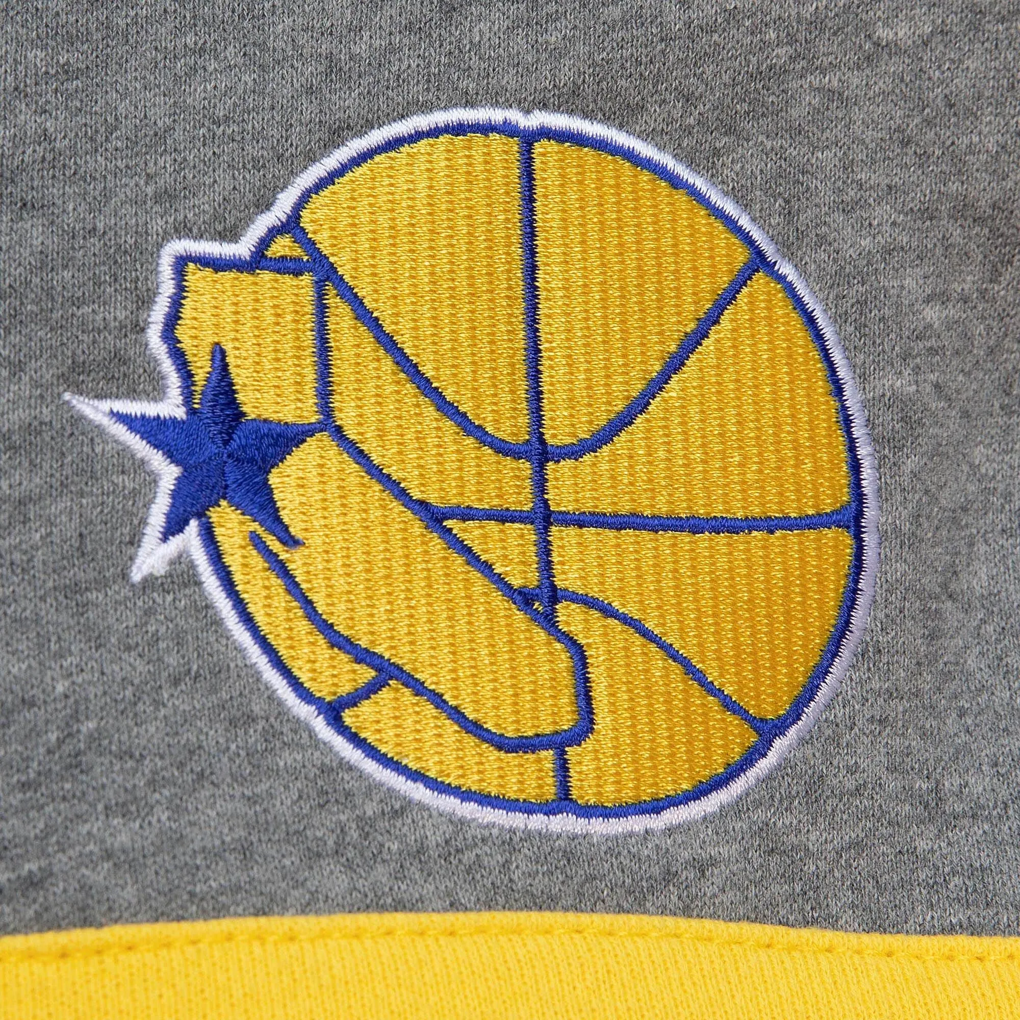 Golden State Warriors NBA Mitchell & Ness Head Coach Hoodie Blau