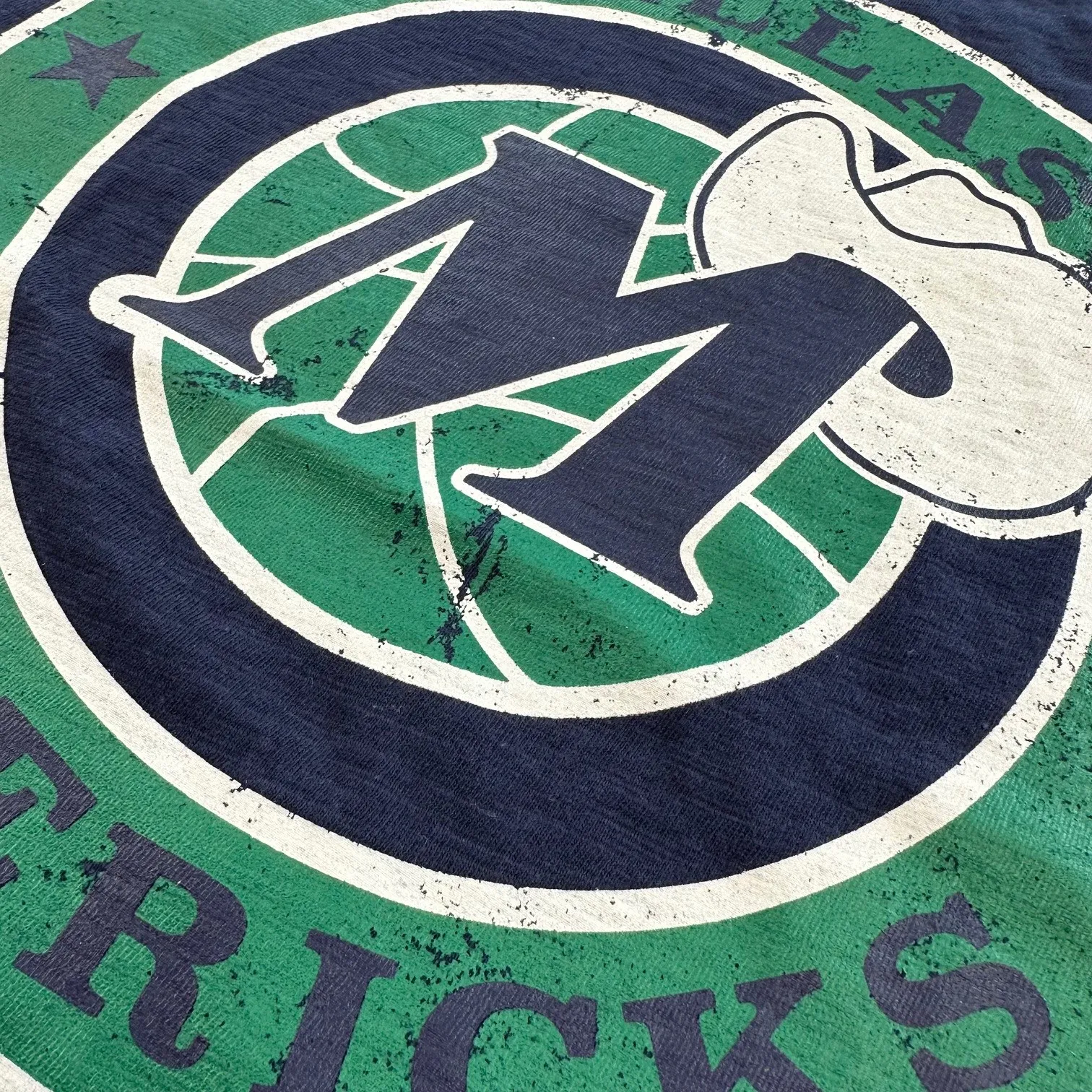 Dallas Mavericks NBA Mitchell & Ness Legendary Slub 3.0 T-Shirt Navy Dallas Mavericks NBA Mitchell & Ness Legendary Slub 3.0 T-Shirt Navy