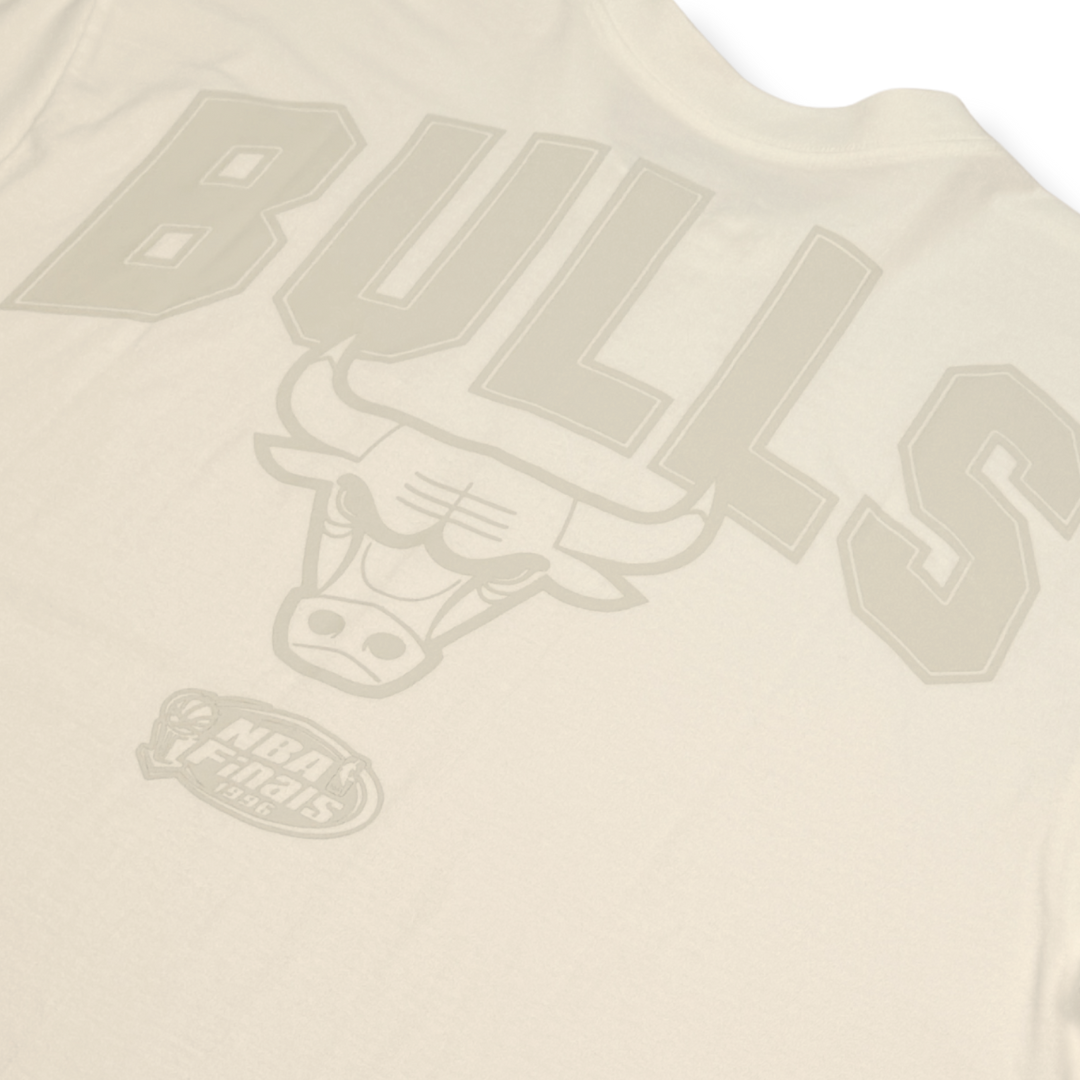 Chicago Bulls NBA Mitchell & Ness Elite Neutral Oversized T-Shirt Chicago Bulls NBA Mitchell & Ness Elite Neutral Oversized T-Shirt