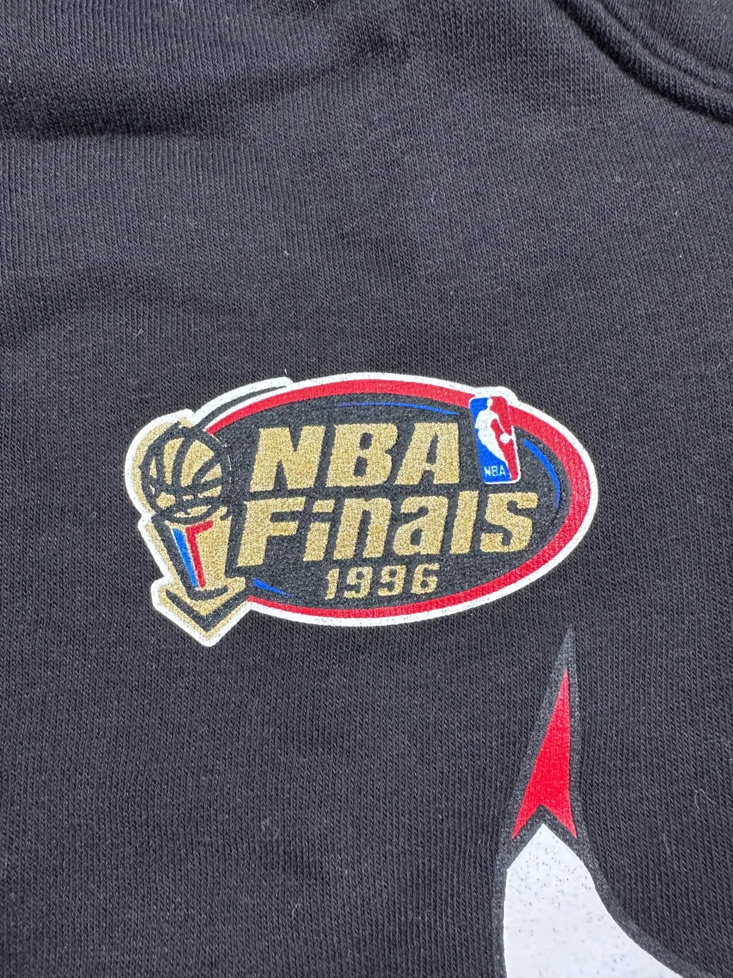 Chicago Bulls NBA Mitchell & Ness Team Logo Hoodie Schwarz Chicago Bulls NBA Mitchell & Ness Team Logo Hoodie Schwarz