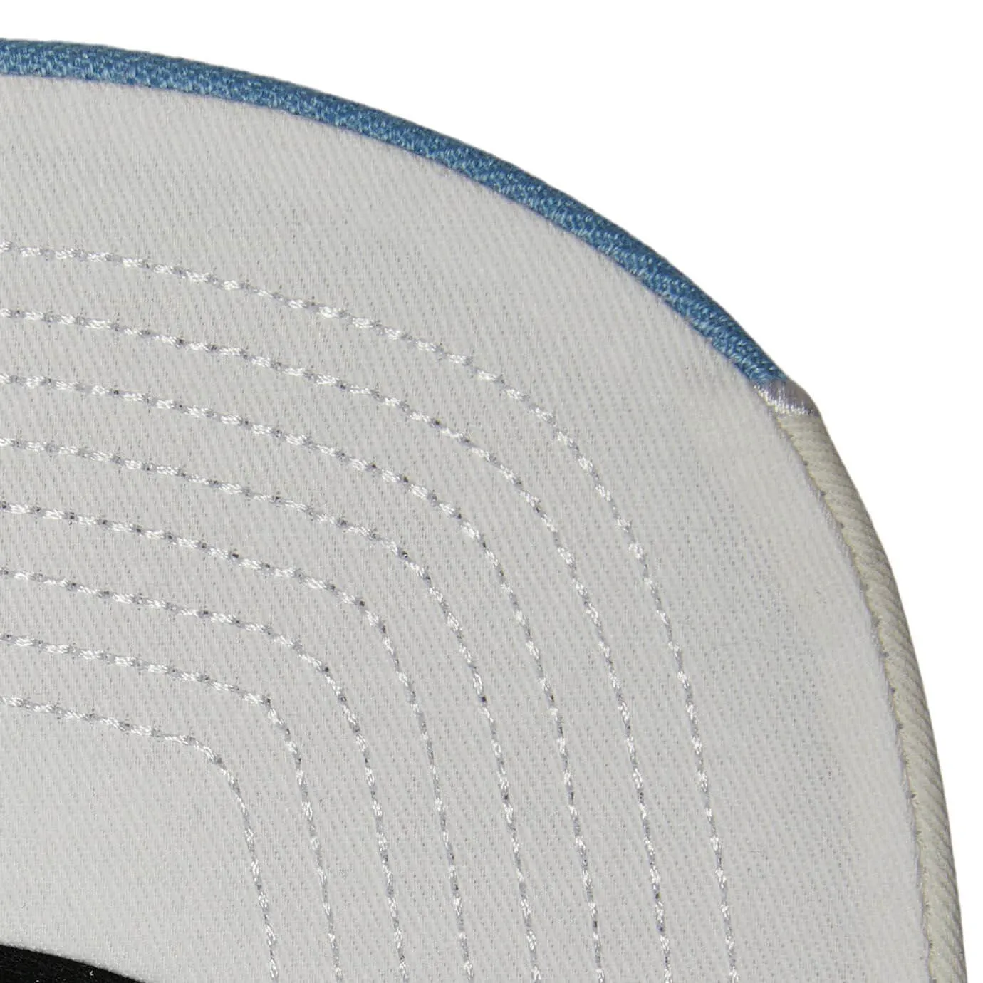 Chicago Bulls NBA Mitchell & Ness Day 5 Snapback Weiß / Blau Chicago Bulls NBA Mitchell & Ness Day 5 Snapback Weiß / Blau