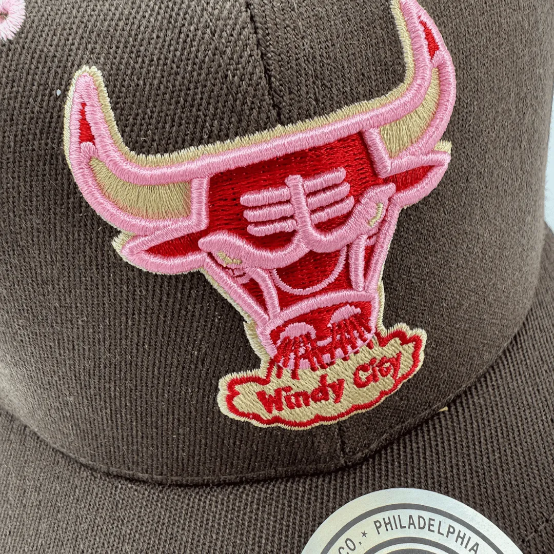 Chicago Bulls NBA Mitchell & Ness Brown Sugar Bacon Classic Red Snapback Chicago Bulls NBA Mitchell & Ness Brown Sugar Bacon Classic Red Snapback