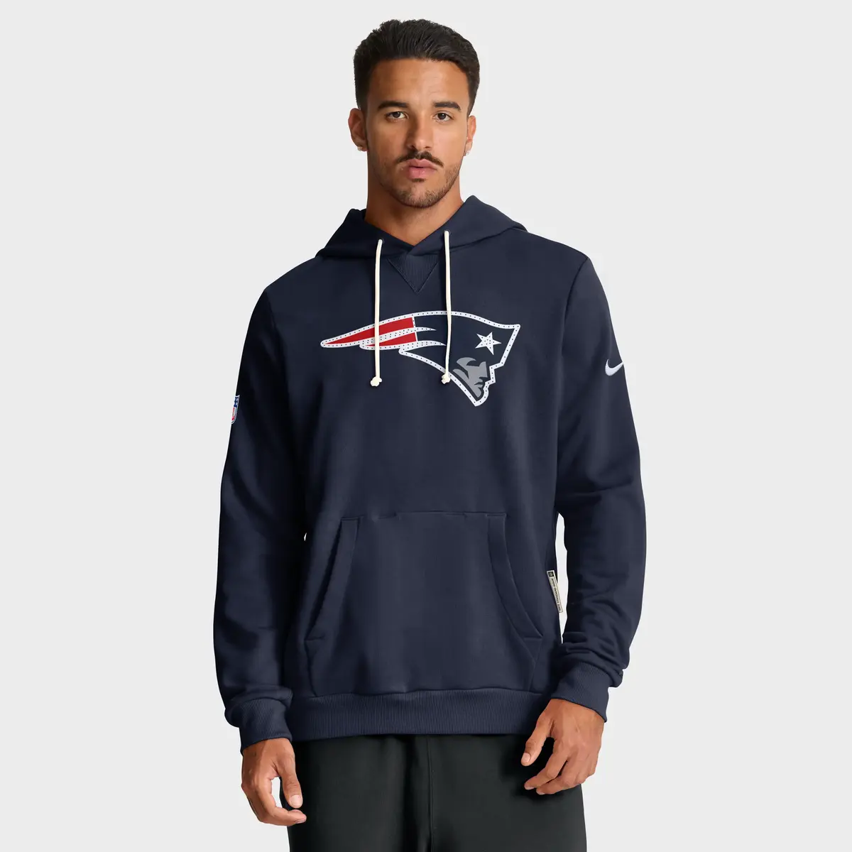 New England Patriots NFL Nike Sideline 2025 Standard Issue Hoodie