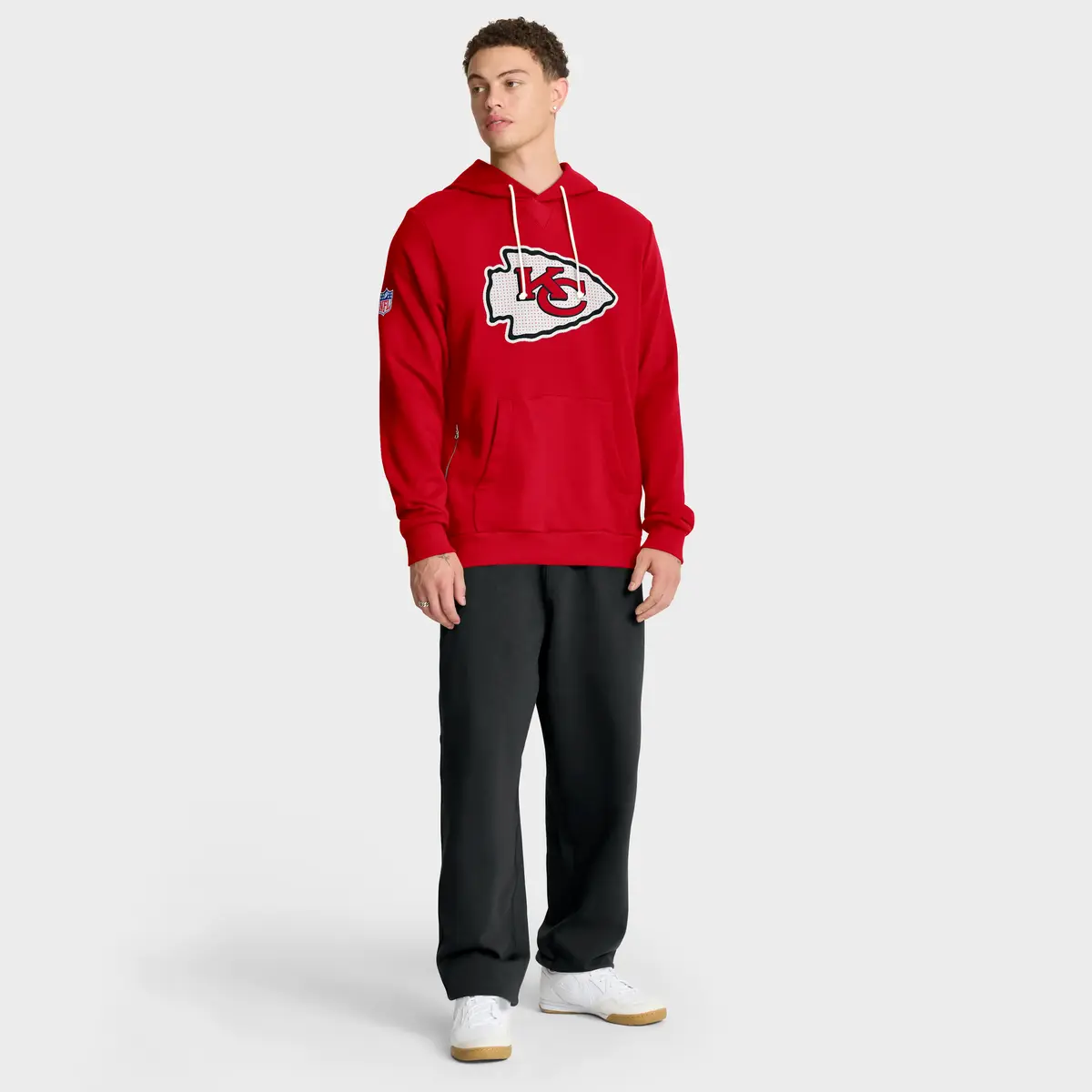 Kansas City Chiefs NFL Nike Sideline 2025 Standard Issue Hoodie