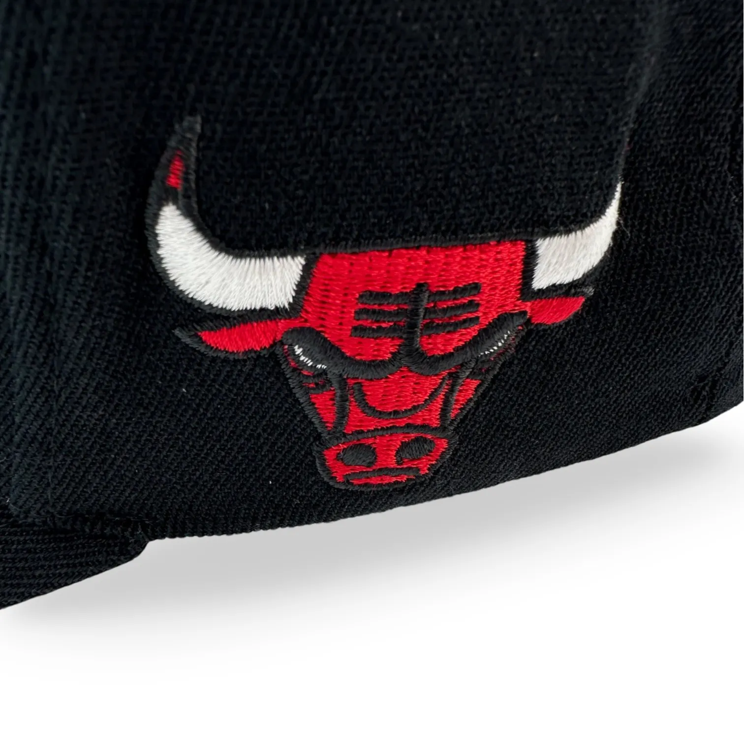 Chicago Bulls NBA Mitchell & Ness Team Script 2.0 Stretch Snapback Chicago Bulls NBA Mitchell & Ness Team Script 2.0 Stretch Snapback
