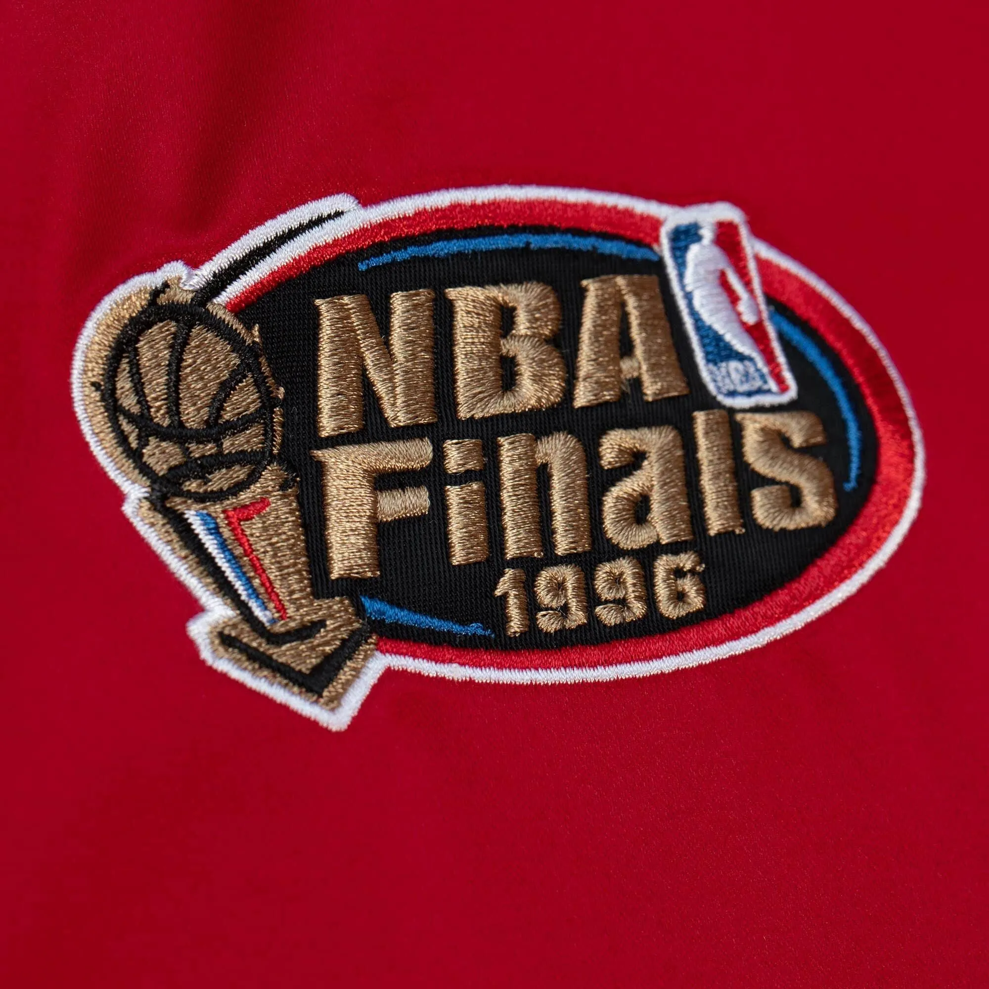 Chicago Bulls NBA Mitchell & Ness Heavyweight Satin Jacke Rot Chicago Bulls NBA Mitchell & Ness Heavyweight Satin Jacke Rot