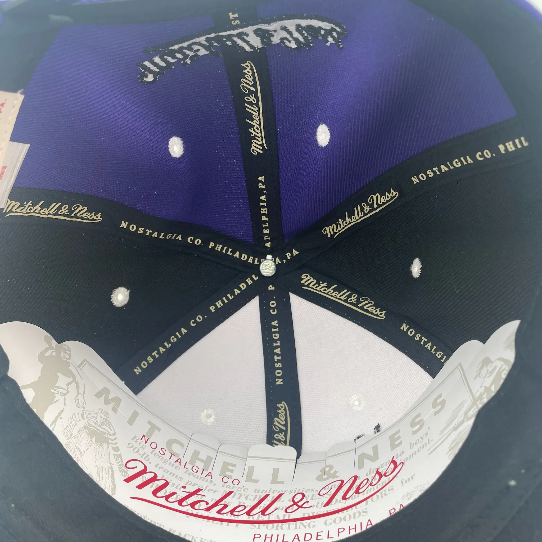 Los Angeles Lakers NBA Mitchell & Ness Billboard 2 Snapback Los Angeles Lakers NBA Mitchell & Ness Billboard 2 Snapback