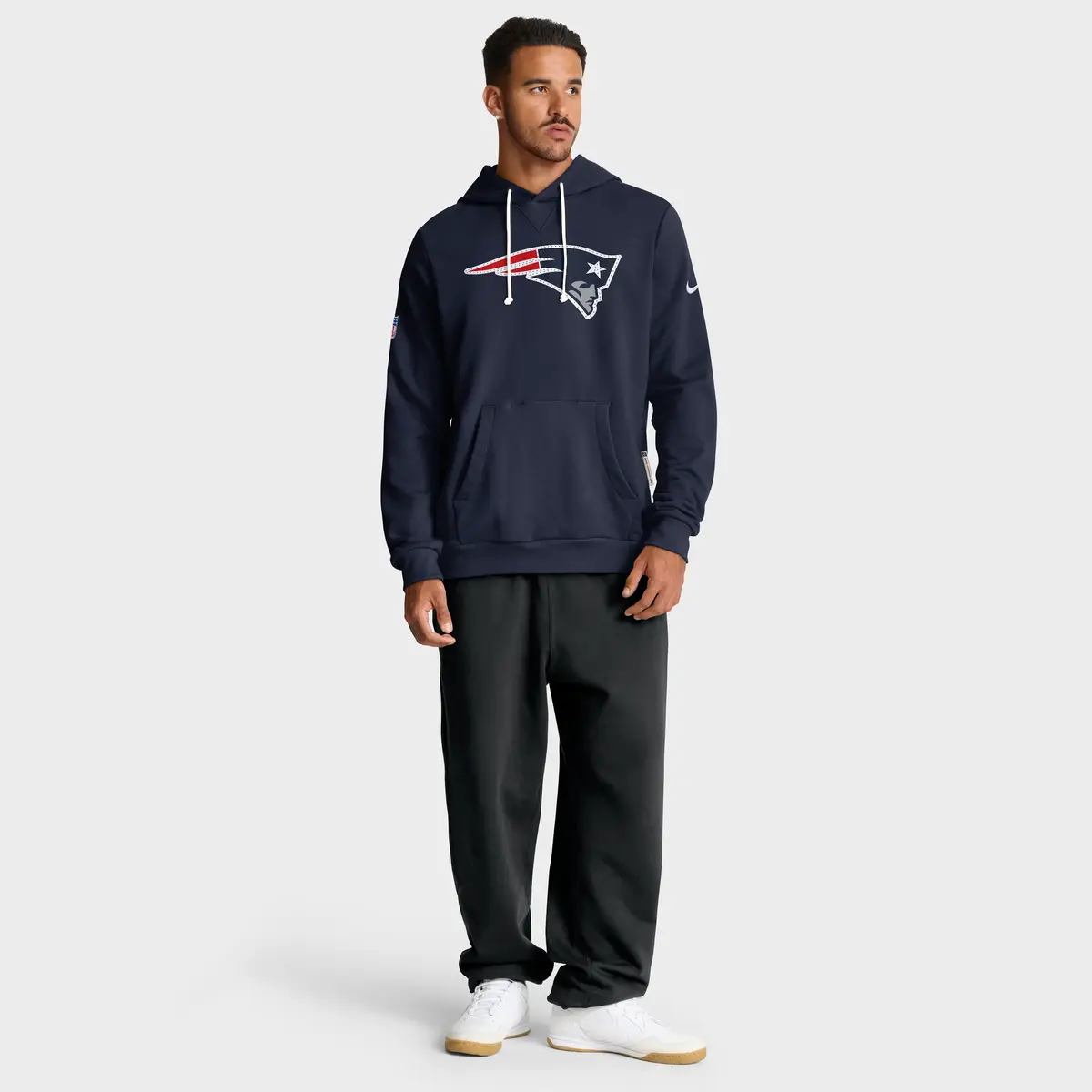 New England Patriots NFL Nike Sideline 2025 Standard Issue Hoodie