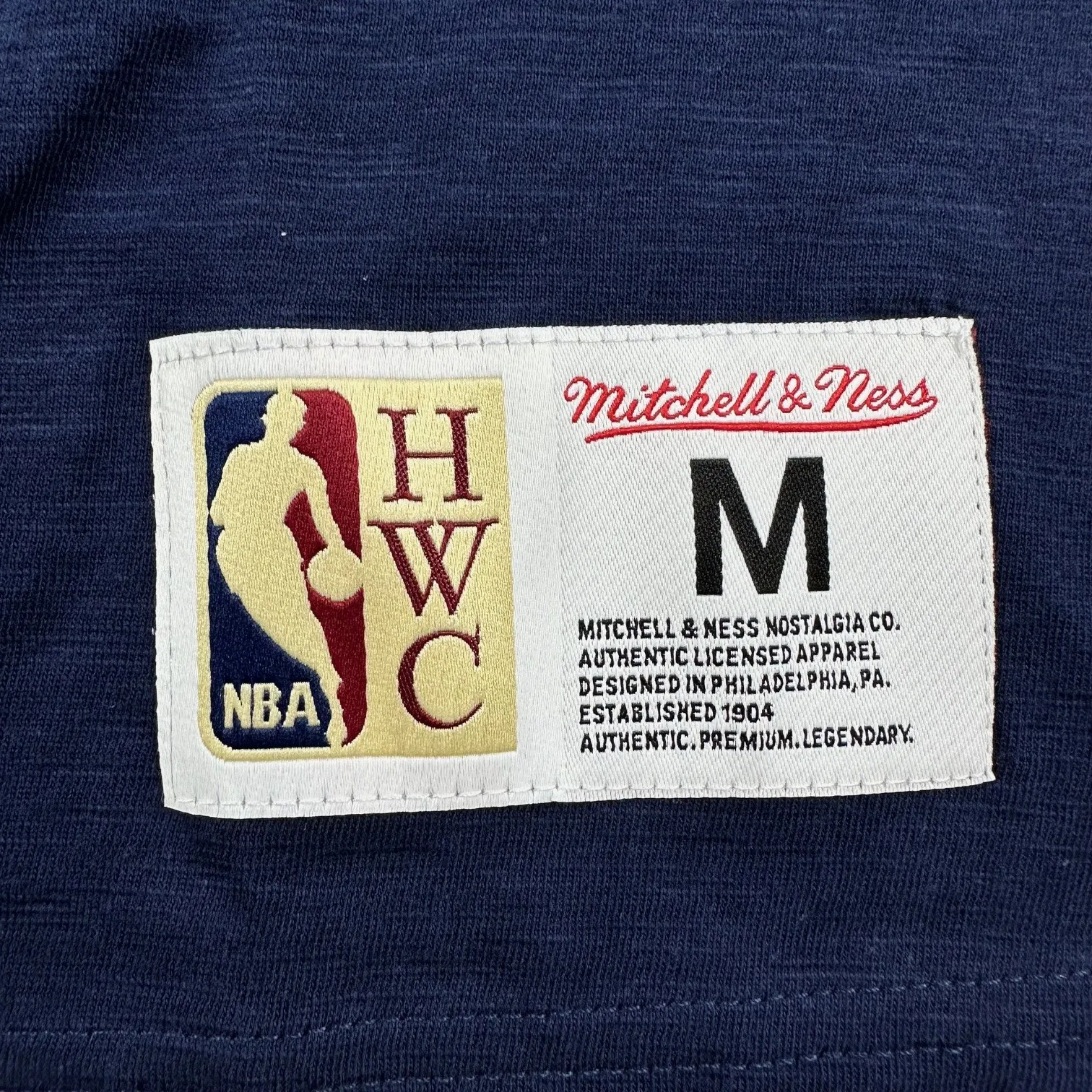 Dallas Mavericks NBA Mitchell & Ness Legendary Slub 2.0 T-Shirt Navy Dallas Mavericks NBA Mitchell & Ness Legendary Slub 2.0 T-Shirt Navy