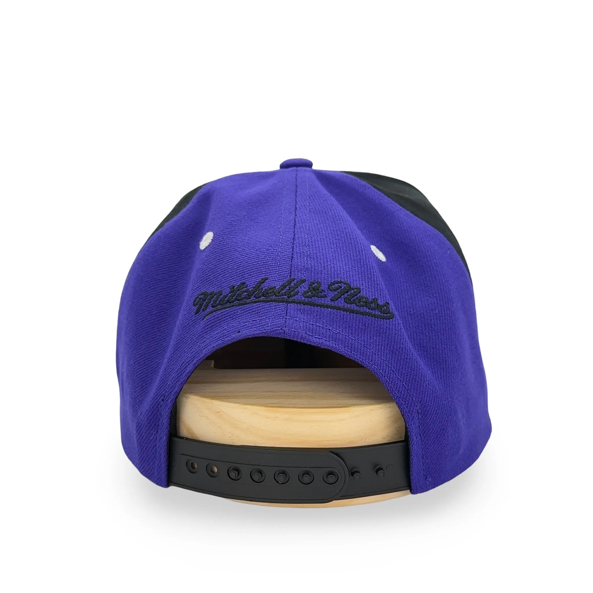 Los Angeles Lakers NBA Mitchell & Ness Billboard 2 Snapback Los Angeles Lakers NBA Mitchell & Ness Billboard 2 Snapback
