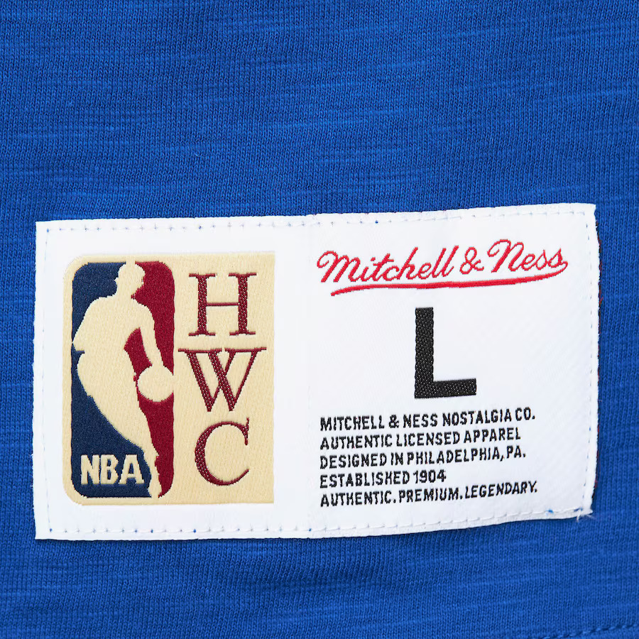New York Knicks NBA Mitchell & Ness Legendary Slub 2.0 T-Shirt Blau