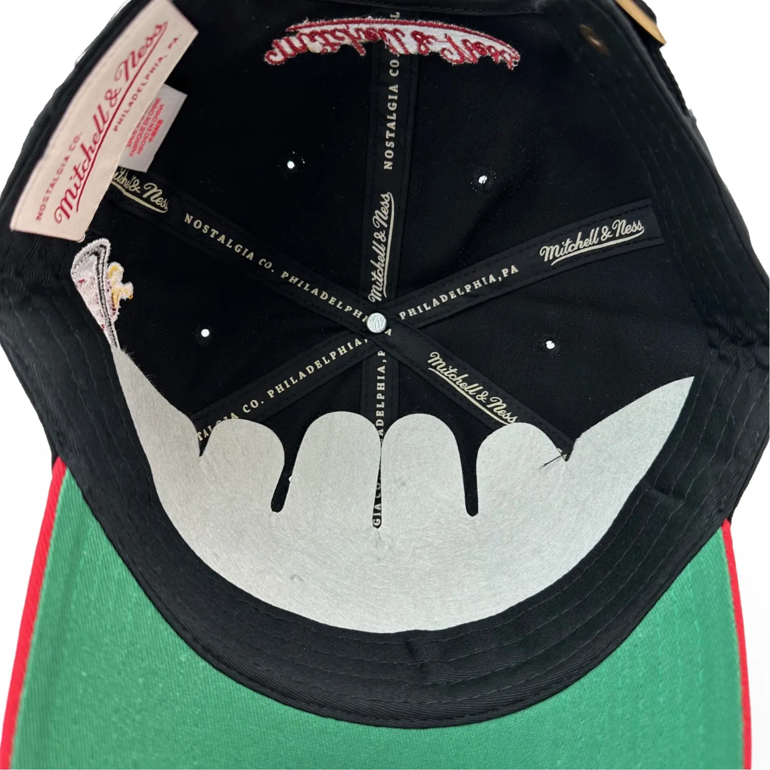 Miami Heat NBA Mitchell & Ness Team Script 2.0 Dad Strapback HWC