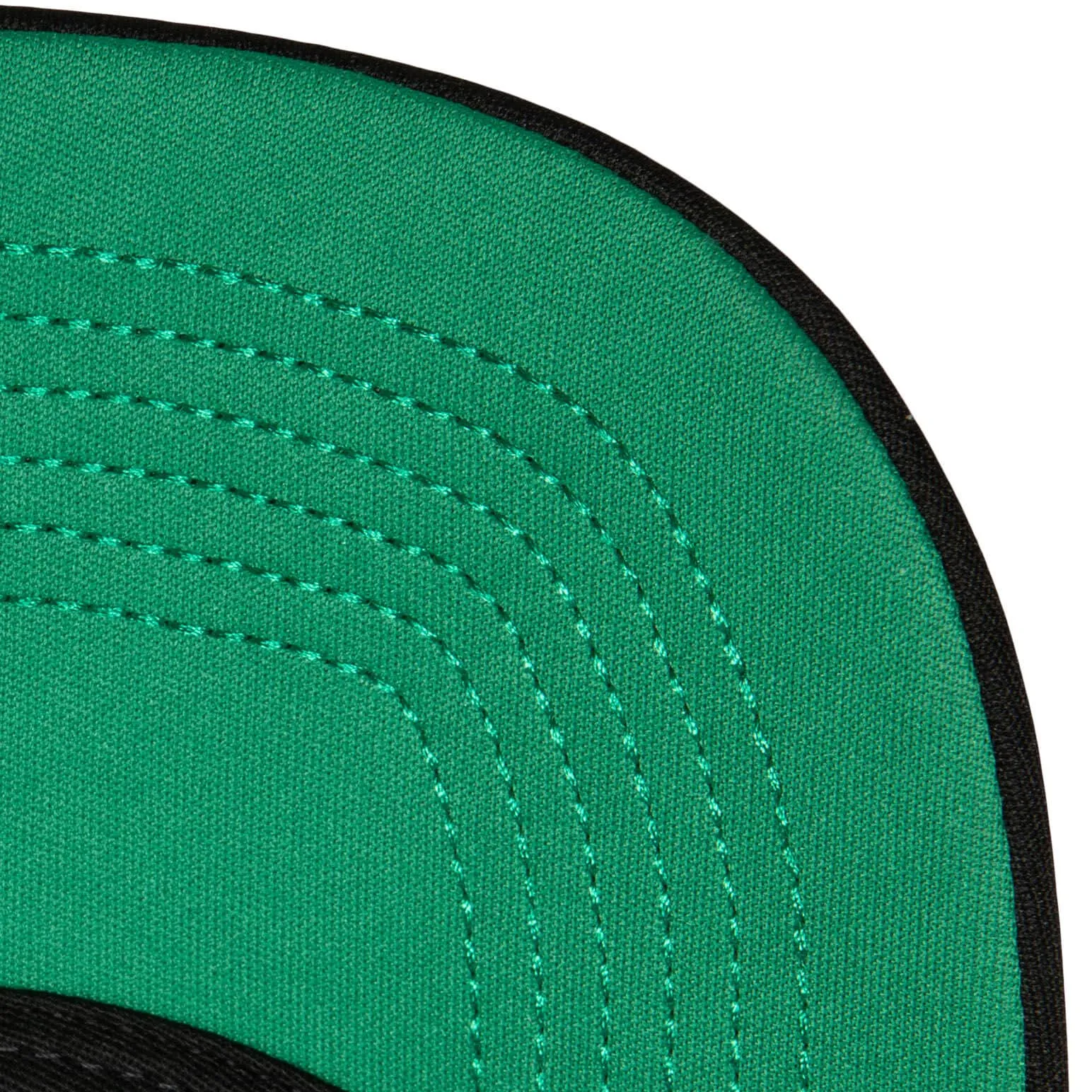 Boston Celtics NBA Mitchell & Ness Gold Leaf Trucker Cap Toronto Raptors NBA Mitchell & Ness Gold Leaf Trucker Cap HWC