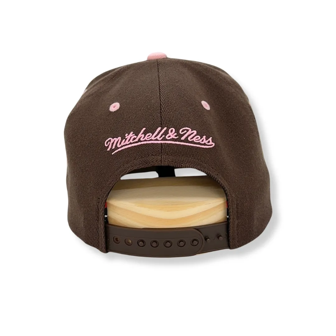Chicago Bulls NBA Mitchell & Ness Brown Sugar Bacon Classic Red Snapback Chicago Bulls NBA Mitchell & Ness Brown Sugar Bacon Classic Red Snapback