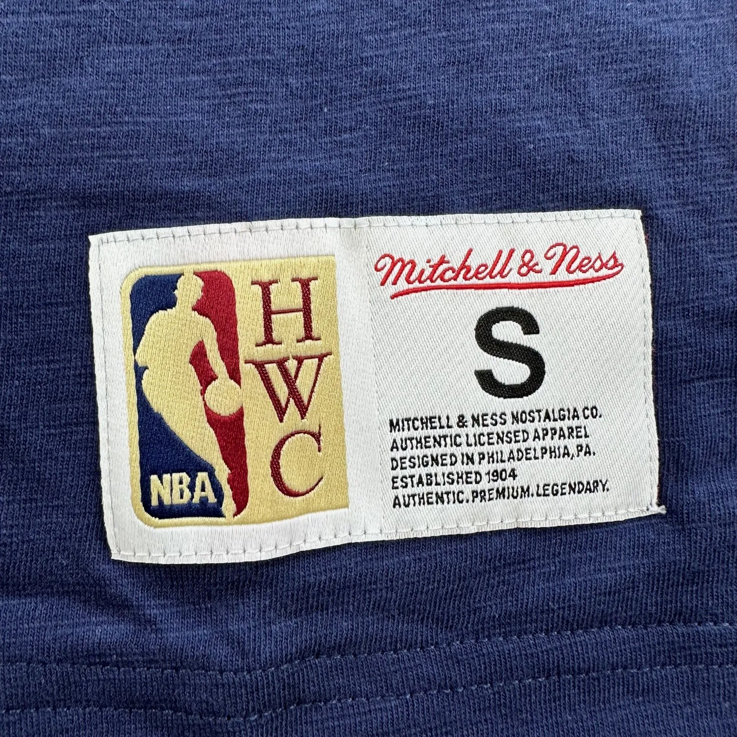 Dallas Mavericks NBA Mitchell & Ness Legendary Slub 3.0 T-Shirt Navy Dallas Mavericks NBA Mitchell & Ness Legendary Slub 3.0 T-Shirt Navy